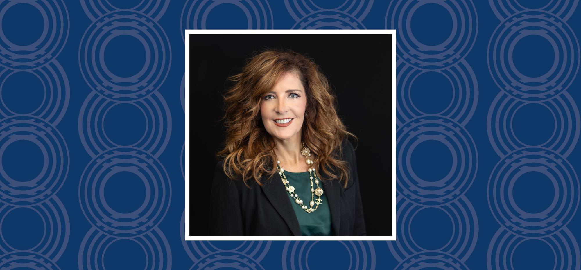 MEET-THE-CREATOR-TRACI-KLOOS-HEADER-IMAGE-(1).png